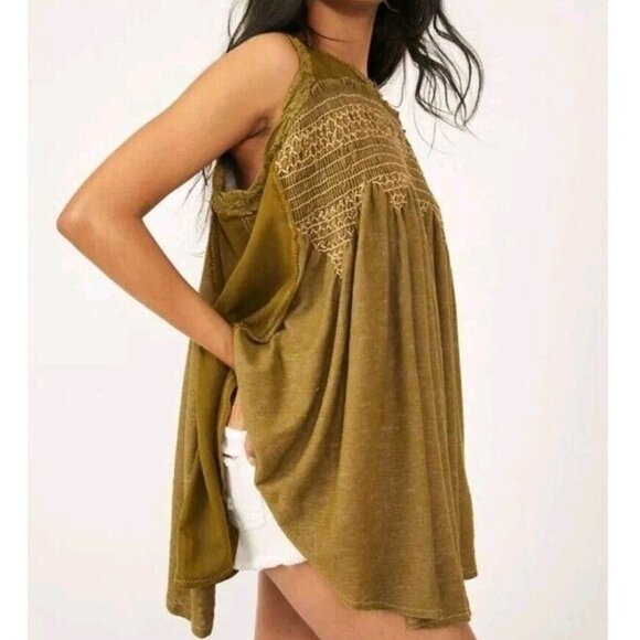 Free People Sea Breeze Smocked Tunic Sleeveless Green Womens XS EUC - Picture 2 of 7